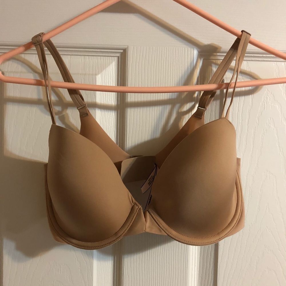 Brand new unlined VS bra